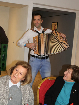 Srečanje župana in društva upokojencev s starejšimi občani 5